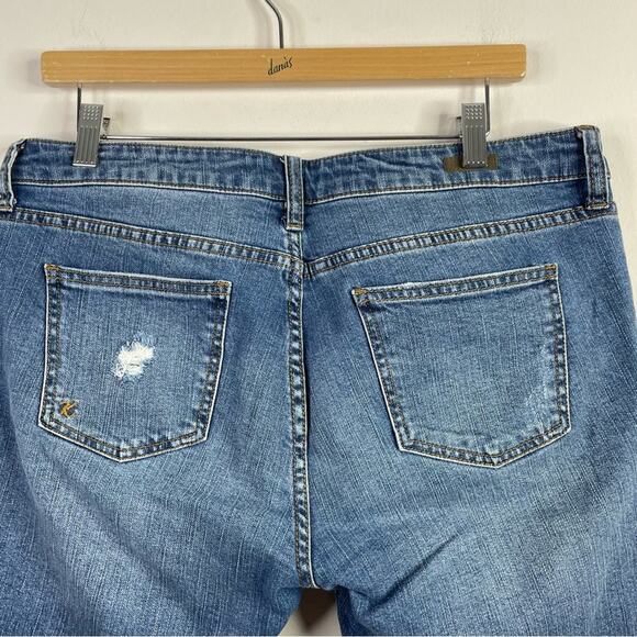 Kut from the Kloth Sophie Stretch Denim Distressed Bermuda jean shorts womens 8 - Picture 7 of 13